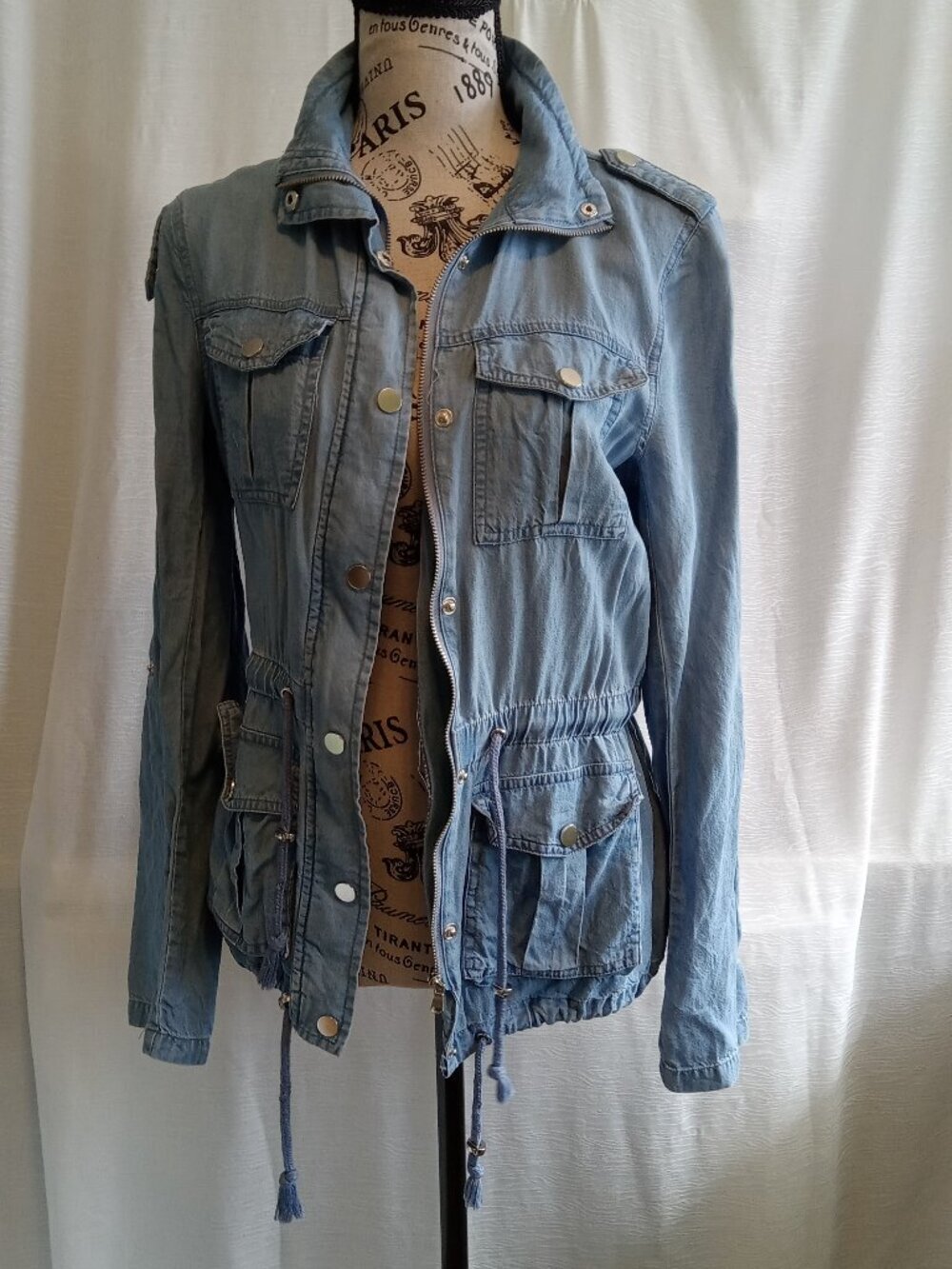 The perfect Liquid X vintage powder blue jacket size XSmall